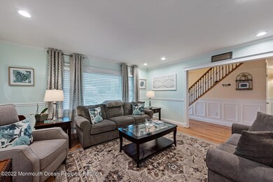 45 Ingram Cir Aberdeen-large-006-024-Liv