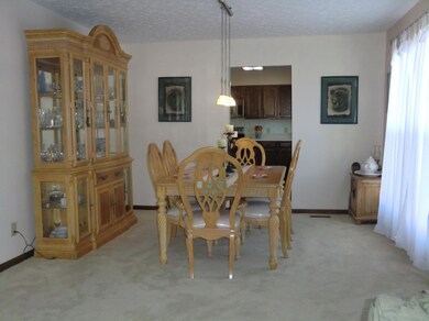 4 dining rm