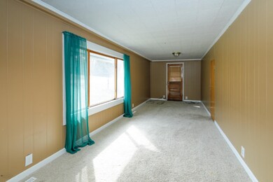 1044 Marsh Rd-404