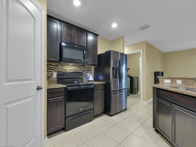 253 Lunette St, Fort Myers, FL 33913 - photo 4