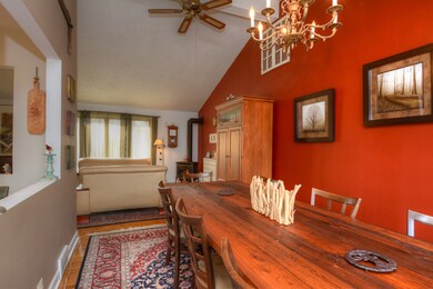 52 Lake Shore Dr, Carpentersville, IL 60110 - photo 7