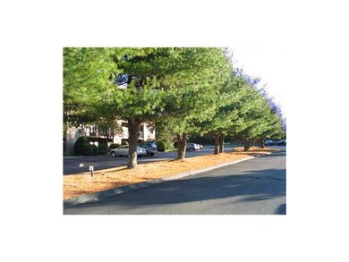 650 E Greenwich Ave unit 2-203, West Warwick, RI 02893 - photo 3