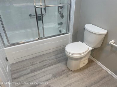 40 Meadow Green Cir unit C, Manalapan, NJ 07726 - photo 6