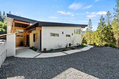 24100 E Evans Creek Rd, White City, OR 97503 - photo 7