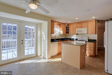 7010 Macbeth Way, Sykesville, MD 21784 - photo 7