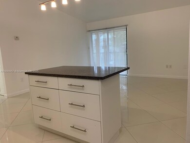 907 NE 199th St unit 204, Miami, FL 33179 - photo 6