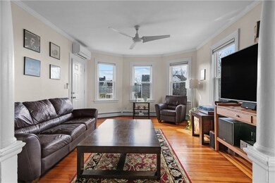 98 Evergreen St unit 3, Providence, RI 02906 - photo 3