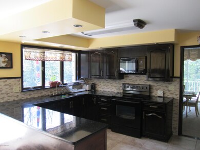 641 Onoko Ln, Jim Thorpe, PA 18229 - photo 7