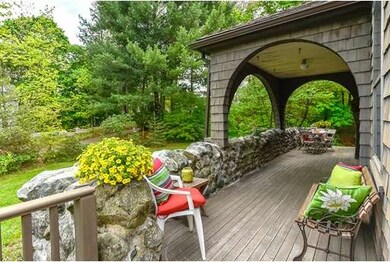 108 Greenwood Ln, Waltham, MA 02451 - photo 2