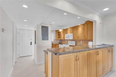 Racquet Club West Building unit 502A, Vero Beach, FL 32963 - photo 7