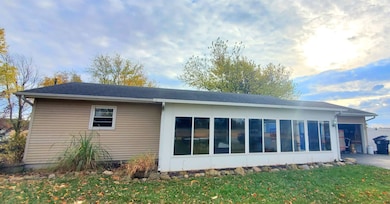 8618 Hoagland Rd, Hoagland, IN 46745 - photo 4