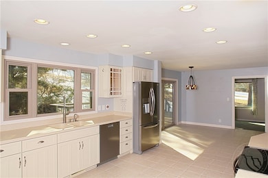 kitchen main floor