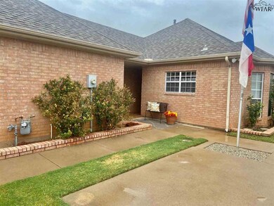 1521 Malcolm Ln, Wichita Falls, TX 76302 - photo 4