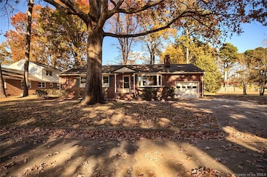 21 Frederick Dr, Newport News, VA 23601 - photo 2