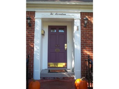 Exterior Front Front door