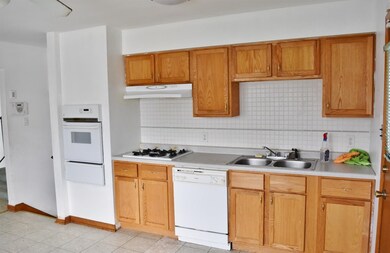 710 W 51st Place, Gary, IN 46408 - photo 4