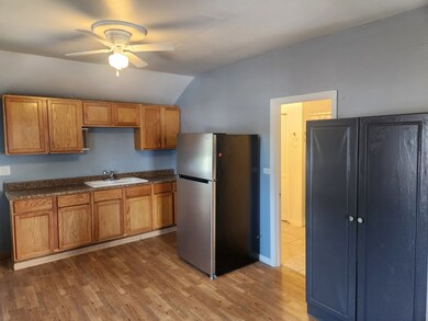 106 W Comanche Ave, Shabbona, IL 60550 - photo 5