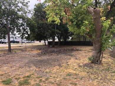 202 W Elm St, Celina, TX 75009 - photo 6