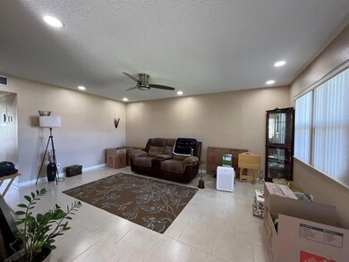 172 Norwich H, West Palm Beach, FL 33417 - photo 4