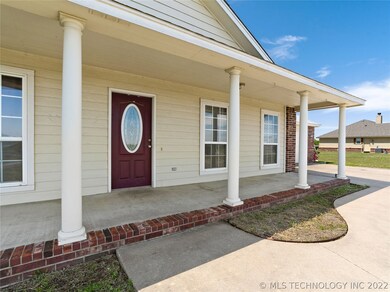 19240 S Coyote Dr, Claremore, OK 74019 - photo 5