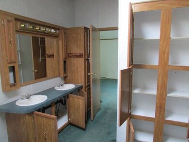 Main Bath V2