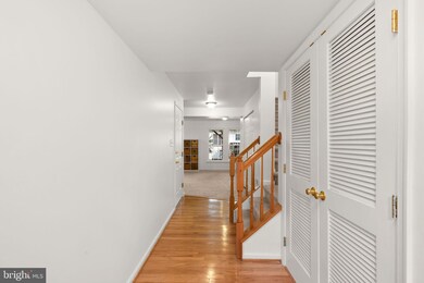 13104 Alpine Dr, Germantown, MD 20874 - photo 3