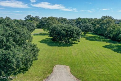 2409 E Broussard-56