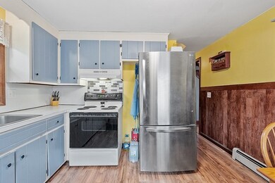 123 Sandrah Dr, Orange, MA 01364 - photo 2