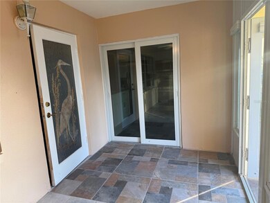 4700 Cove Cir unit 108, Saint Petersburg, FL 33708 - photo 5