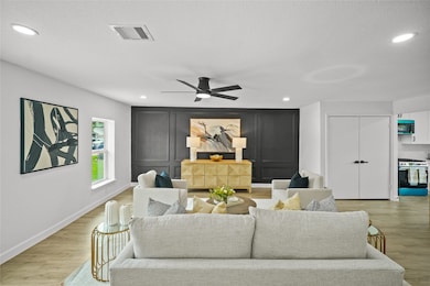 5818 Chrystell Ln, Houston, TX 77092 - photo 7