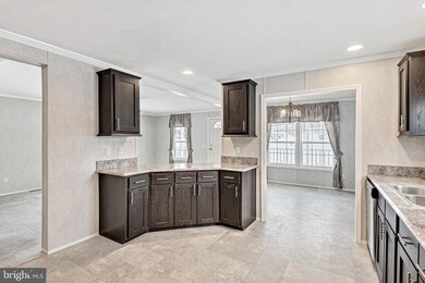 74 Meadowview Dr, New Bloomfield, PA 17068 - photo 4