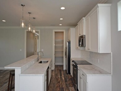 8_KITCHENVIEW3