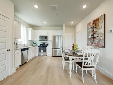 7676 Resting Mews Ln, North Richland Hills, TX 76182 - photo 4