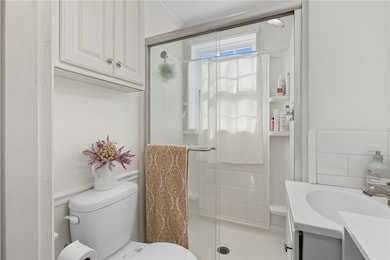 45 Denver St, Pawtucket, RI 02860 - photo 4