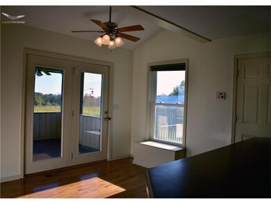 Eating Area in Kitchen Walks to Screened in Porch 