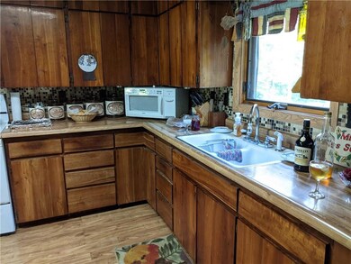 W2895 Lawrence St, Glen Flora, WI 54526 - photo 3