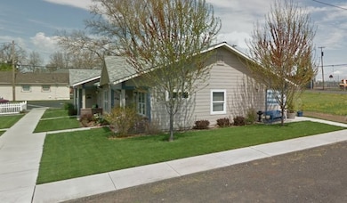 425 E Currant St, Athena, OR 97813 - photo 6