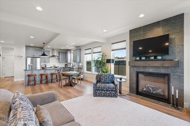 13-Living Room