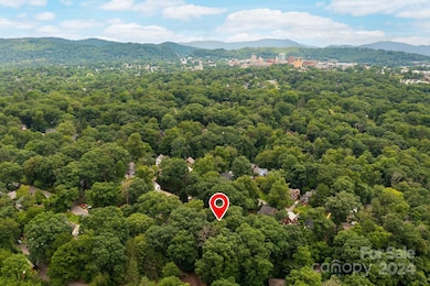 Close to Downtown Asheville