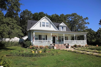 711 NE Main St, Easley, SC 29640 - photo 4