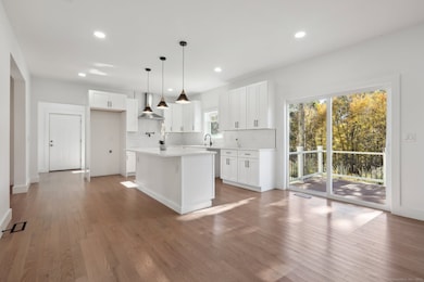 home similar to photos