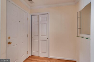 26 Alanbrooke Ct unit 26D, Towson, MD 21204 - photo 3