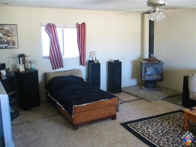 6500 Holiday Ave, Rosamond, CA 93560 - photo 5