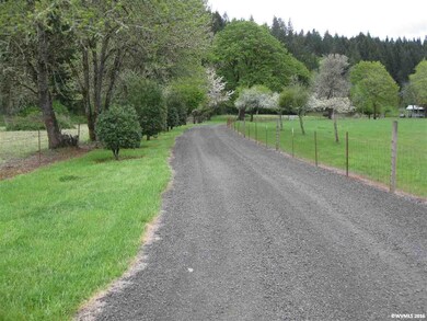 13940 Maxfield Creek Rd, Monmouth, OR 97361 - photo 2