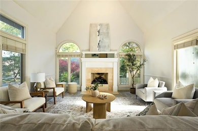 15725 W Locust St, Olathe, KS 66062 - photo 5