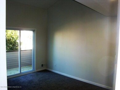 424 Lisk Ave unit 188, Staten Island, NY 10303 - photo 6