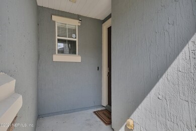 2372 Red Moon Dr, Jacksonville, FL 32216 - photo 5
