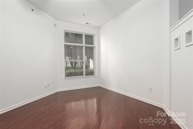 The Village at Southend unit 139, Charlotte, NC 28203 - photo 6