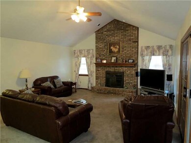 Living Room. The 21X17 Living room includes cathed