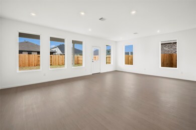 1951 Stargazer Ln, Angleton, TX 77515 - photo 7